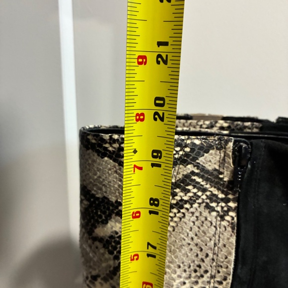 Pour La Victoire knee high snake print and suede boots - Picture 9 of 11